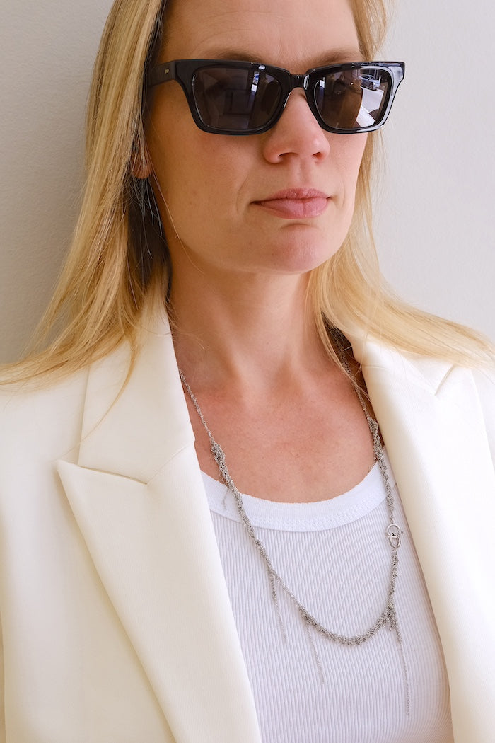 Chains for sunglasses and Optical frames. Transforms to necklace.