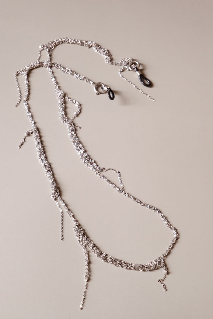 Chains for sunglasses and Optical frames. Transforms to necklace.