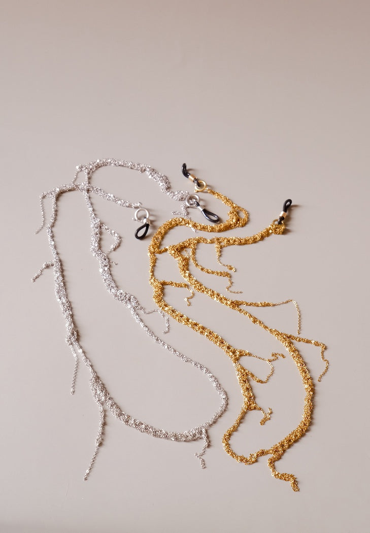 Chains for sunglasses and Optical frames. Transforms to necklace.