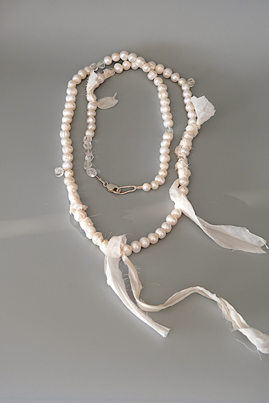 Load image into Gallery viewer, Pearls and Silk ribbon Necklace #22
